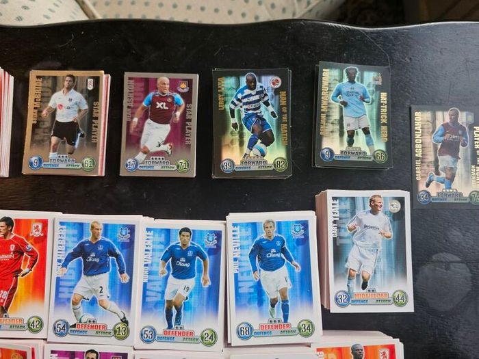 1700+ Football Cards Collection