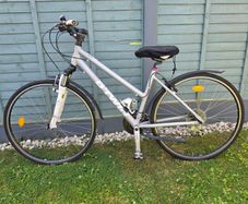 B-Twin riverside 500 bike