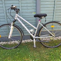 B-Twin riverside 500 bike