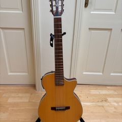 Crafter Slimline Electro Classical Guitar + Hard Case