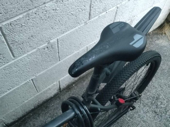 Carerra Vengeance (Medium) + Halfords Combination Lock