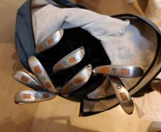 Dunlop Theory Golf Irons 4 SW with MacGregor Bag