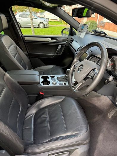 2016 Vw Touareg R-line 3.0 V6 Tdi (262 Bhp)