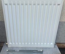 Radiator for bathroom or cloakroom