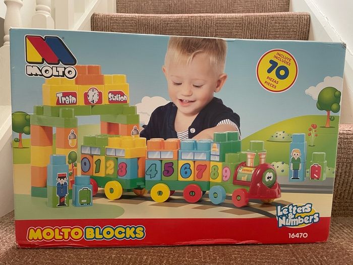 Molto blocks