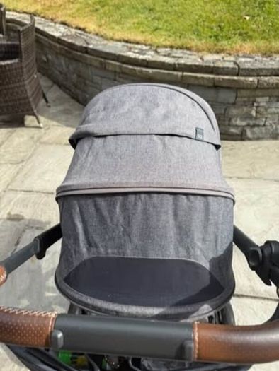 UPPAbaby Vista V2  Grayson (Charcoal Grey)  300