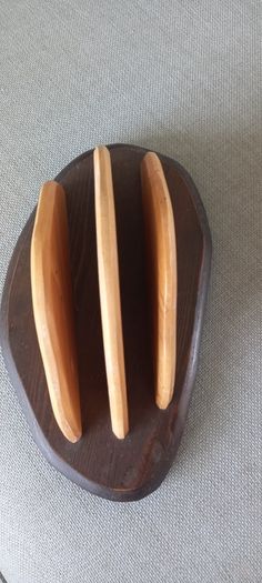 Letters holder