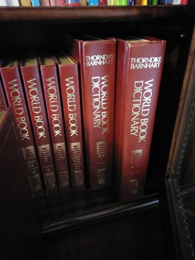 World books encyclopedia, dictionary, research guide
