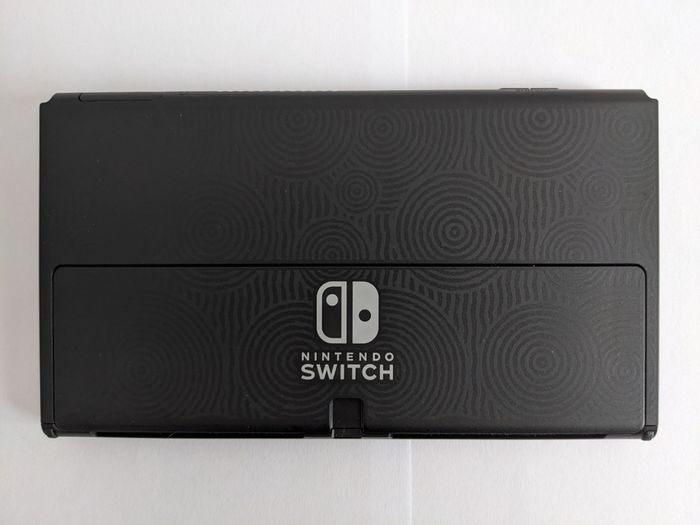 Zelda: Tears of the Kingdom OLED Nintendo Switch Console CIB + Official Breath of the Wild Switch Case + Mario Kart 8 Deluxe
