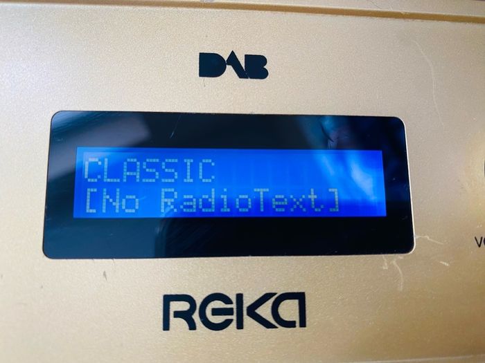 Reka Radio FM & Bluetooth