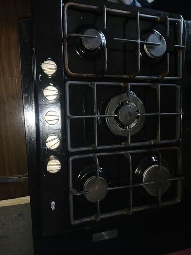 5 ring gas hob