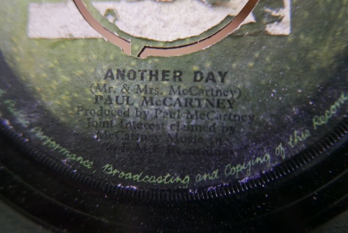 VINYLS -P. McCartney - M. Hopokin (15 each)