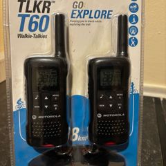 Motorola TLKR T60 Walkie Talkie Twin Radio's