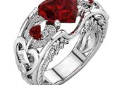 Natural Heart-Shaped Garnet &amp; Angel Wings Silver Ring