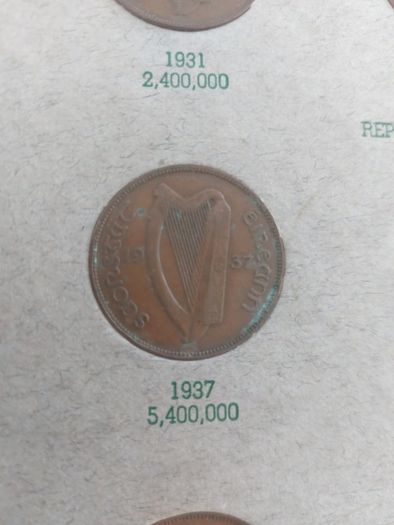 coin folder including full set of pennys including rare 1940