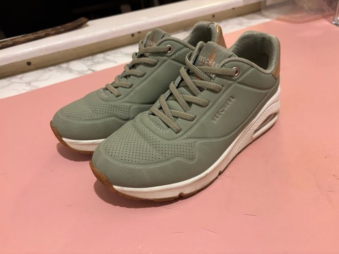Skechers size 37 (uk 4 | us 7)