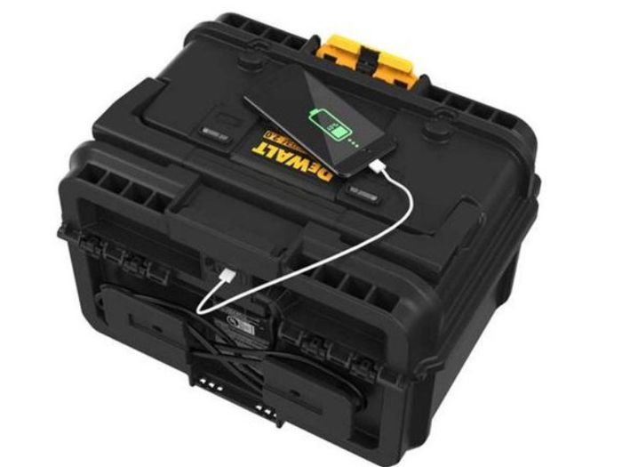 DeWalt DWST83470 Half Width ToughSystem 2.0 18V Charger Box 230V
