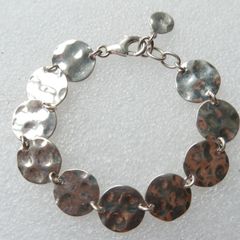 D&F 925 Sterling Silver Hammered Disc Bracelet