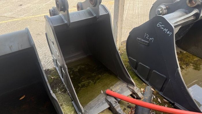 Volvo Digging Bucket  0.42m