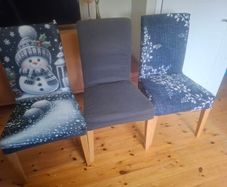 Set of 4 dining chairs