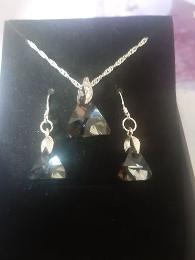 Swarovski Elements Pendant And Earrings