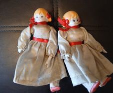 Set of two glass dolls