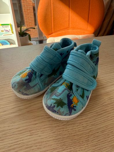 Baby shoes