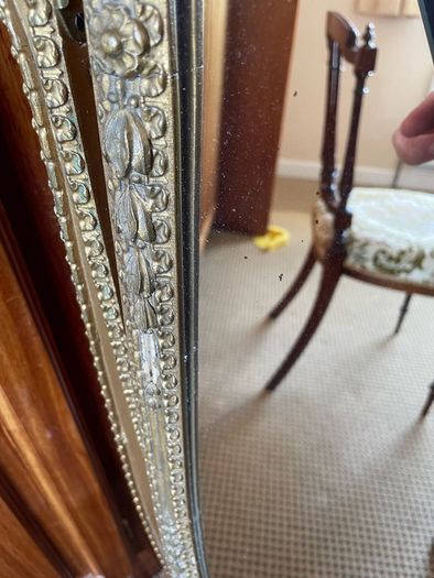 Late 19th-century oval cheval free-standing dressing mirror.