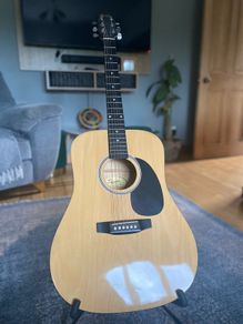 Fender Accoustic Guitar SA-105