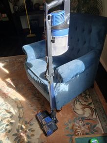 Sharp wand vacuum
