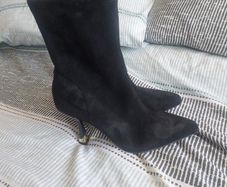 Ladies boots
