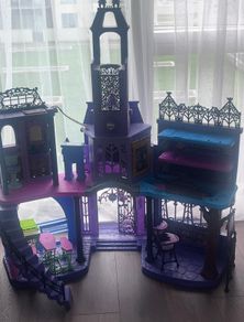 Monster High School