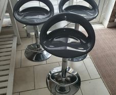 Breakfast bar stools
