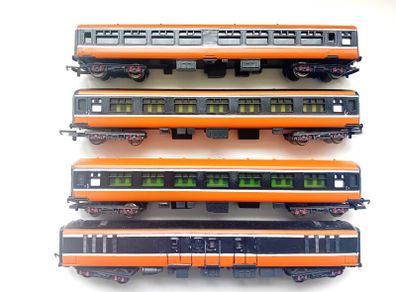 Model Railway  Irish Mk2 Coach Set