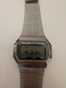 Accurist Quartz LCD