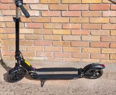 Electric Scooter Kugoo S1 Foldable Includes Charger  Fully Working