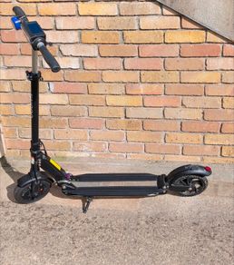 Electric Scooter Kugoo S1 Foldable Includes Charger  Fully Working