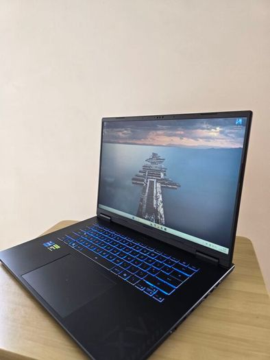 Laptop Gaming Gigabyte A16 RTX 5050 i7-13620H