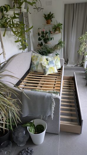 Day Bed