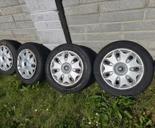 16" Ford wheels
