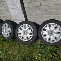 16" Ford wheels