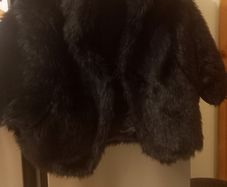 ladies faux fur shrug