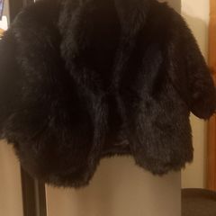 ladies faux fur shrug