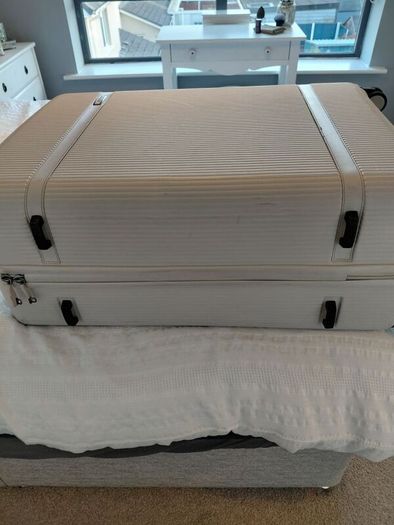 large hard shell suitcase
