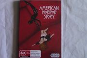 American Horror Story - The Complete First Season 4 x DVDs