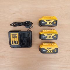 DeWalt Batteries & Charger ( New)