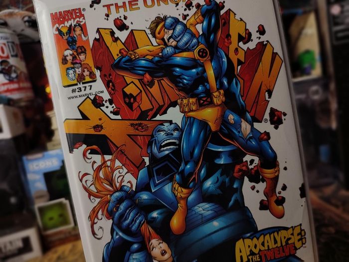 The Uncanny X-Men ! Issue #377 ! Apocalypse: The Twelve ! 2000 ! by Marvel !