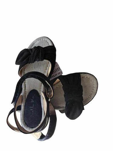 children's black sandals