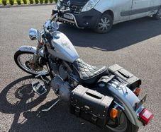Harley Davidson 883 sportster custom