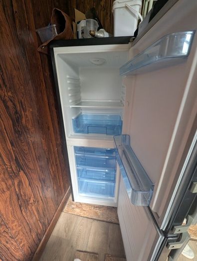 Servis Fridge Freezer